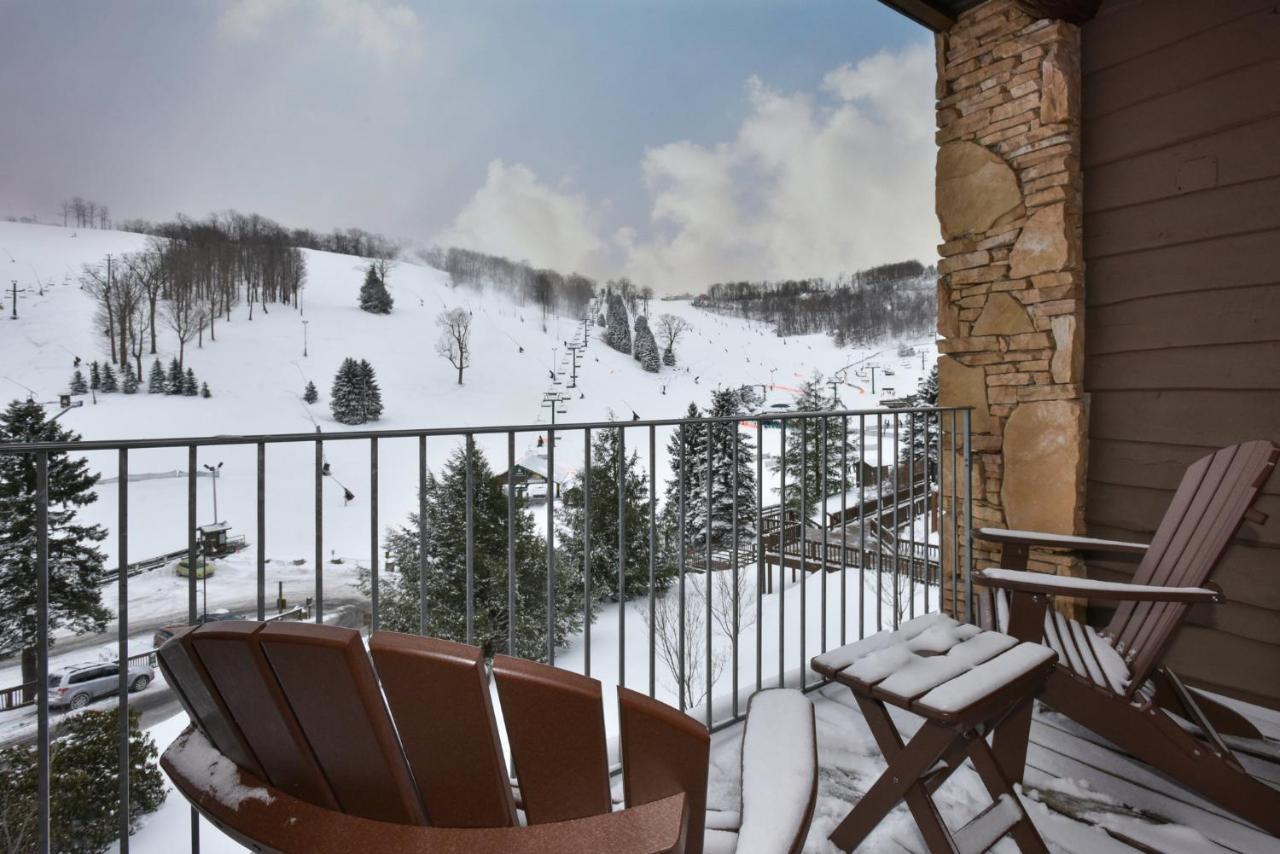 Slopeside Hotel By Seven Springs Resort Champion Buitenkant foto