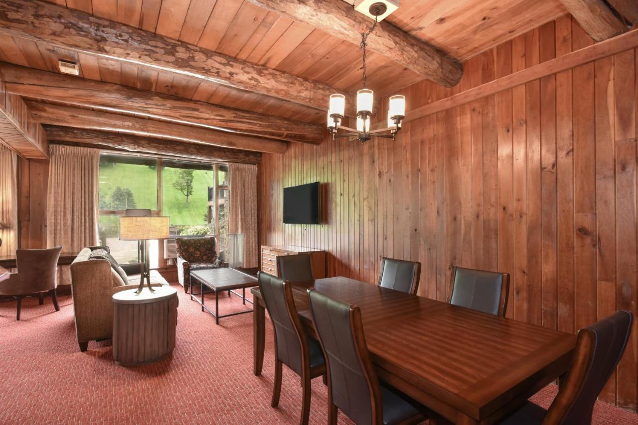 Slopeside Hotel By Seven Springs Resort Champion Buitenkant foto