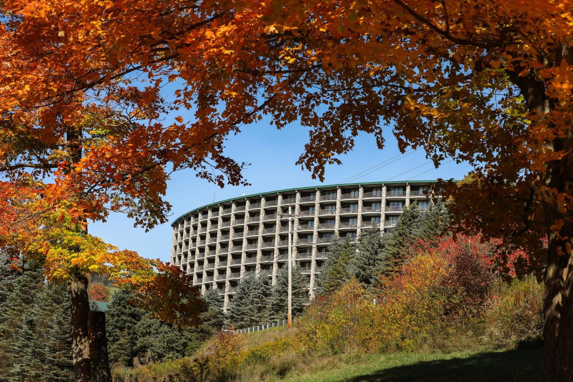 Slopeside Hotel By Seven Springs Resort Champion Buitenkant foto